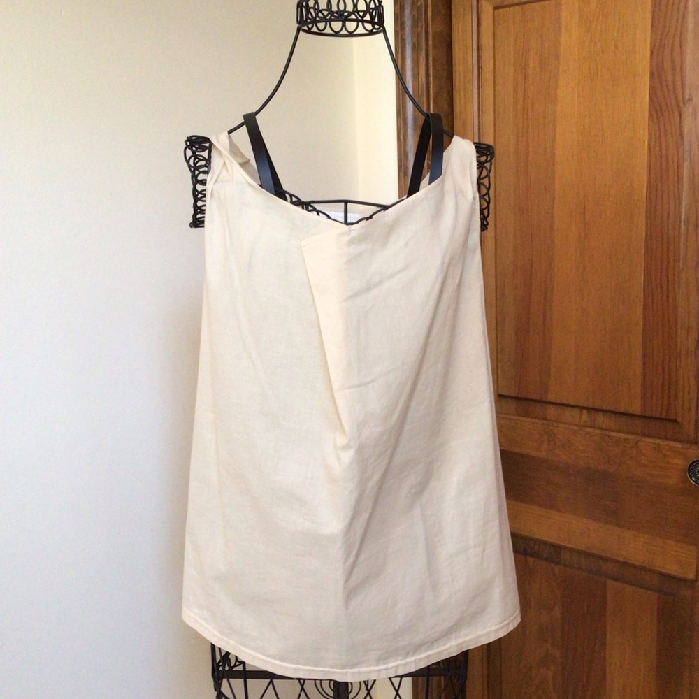 Gusta J top, Medium